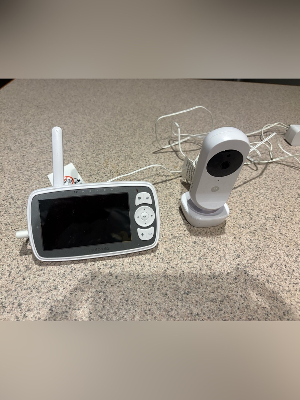 📹 Motorola 4.3" Video Baby Monitor – Monitor + Camera